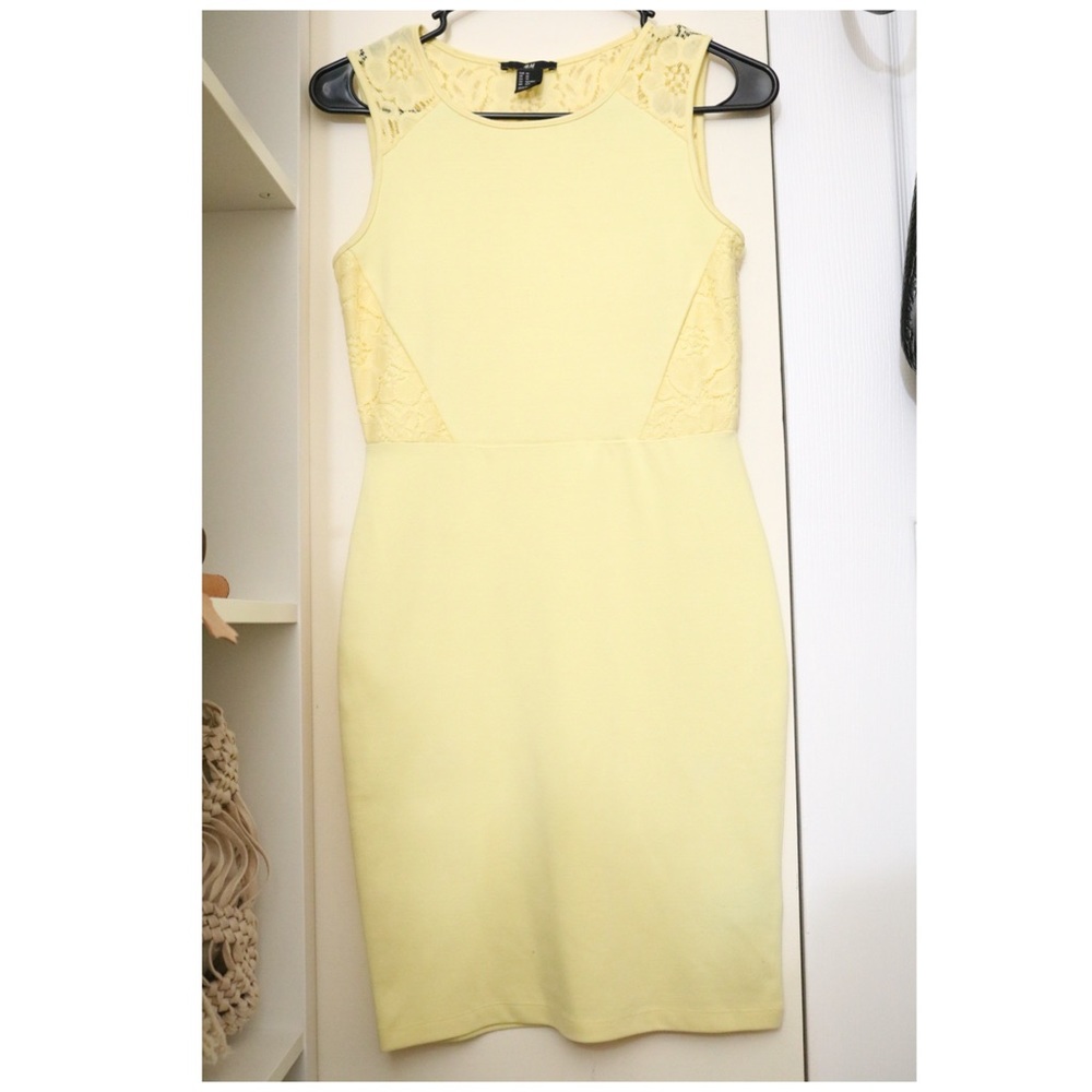 Yellow bodycon dress